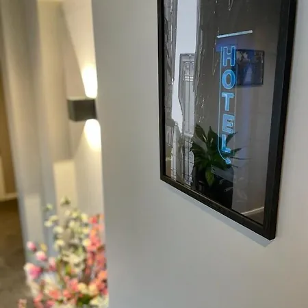 Liro Hotel-pension Haus Andrea 게스트하우스 Niederkrüchten